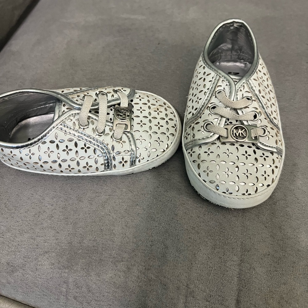 Michael kors toddler shoe